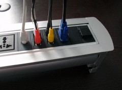 多功能桌面插座安全使用简绍