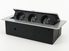 新款德标与法标多功能桌面插座