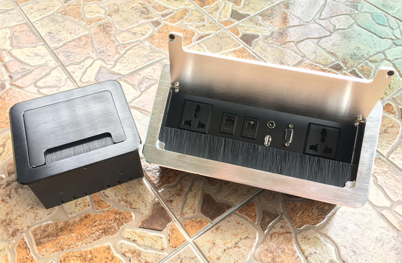 <b>科技时代步伐加快，多功能插座走进千家万户！</b>