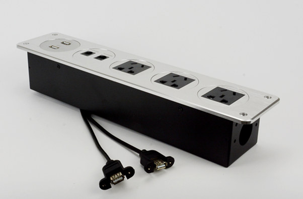 多功能插座的由来