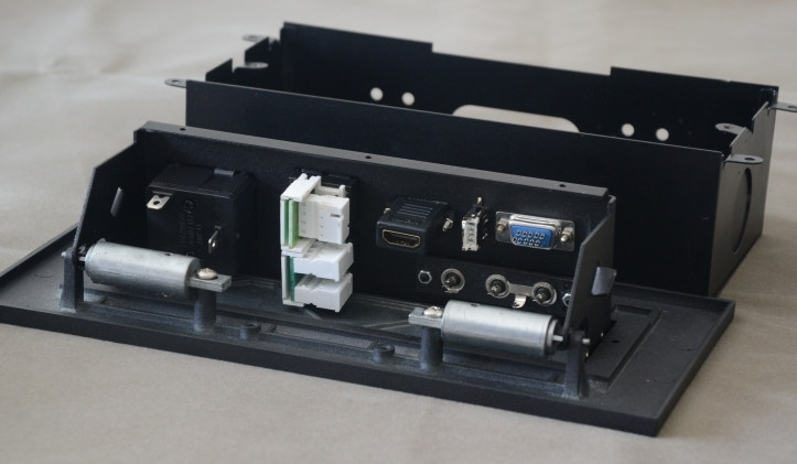 多功能插座到底贵不贵 看了你就知道了！