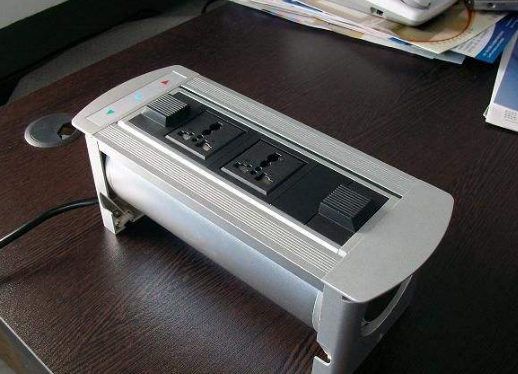 <b>桌面插座的外形</b>