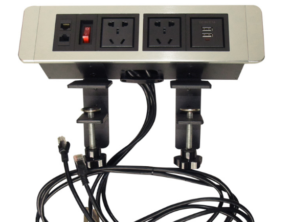 <b>时尚新潮的桌面插座</b>