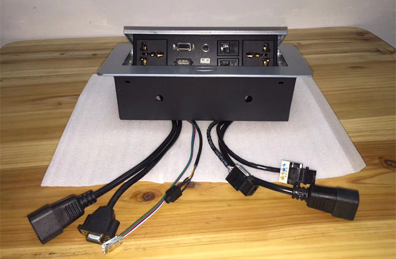 安全的桌面插座