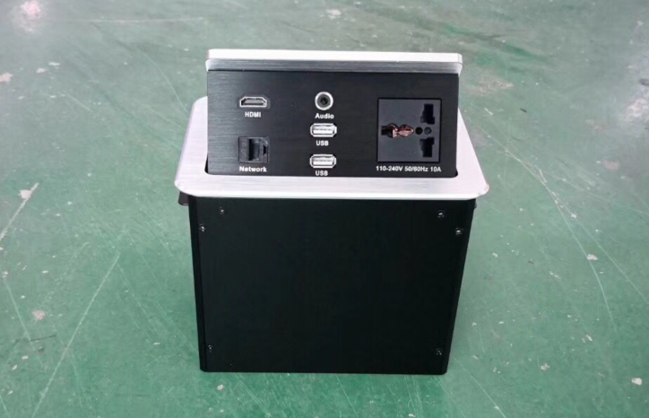 办公桌面空间不足，插座无容身之地，怎么办