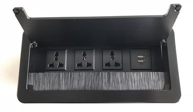 科技魅力十足的桌面插座让你的办公空间更富格