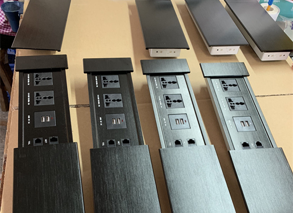 <b>哪些人适合用多功能插座？</b>