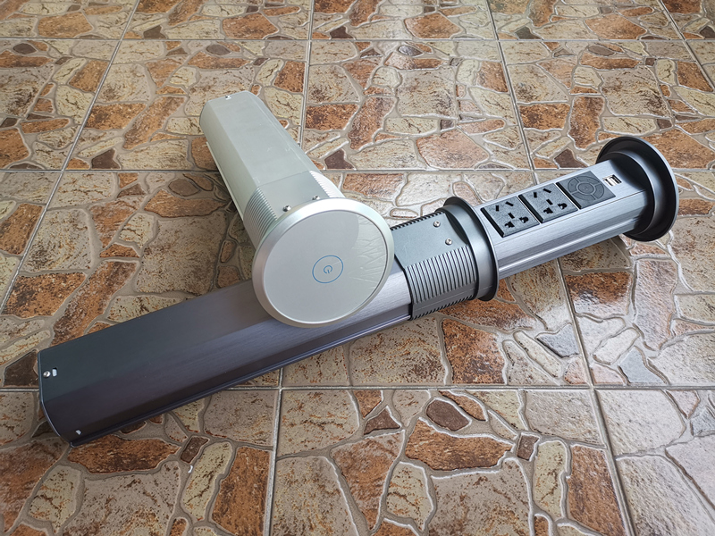 <b>现代化桌面插座带来的便利</b>