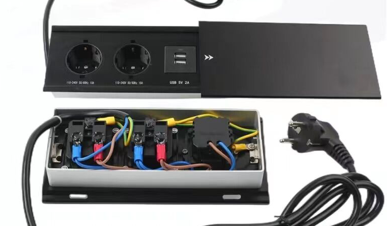 <b>讨论关于多媒体插座的话题</b>